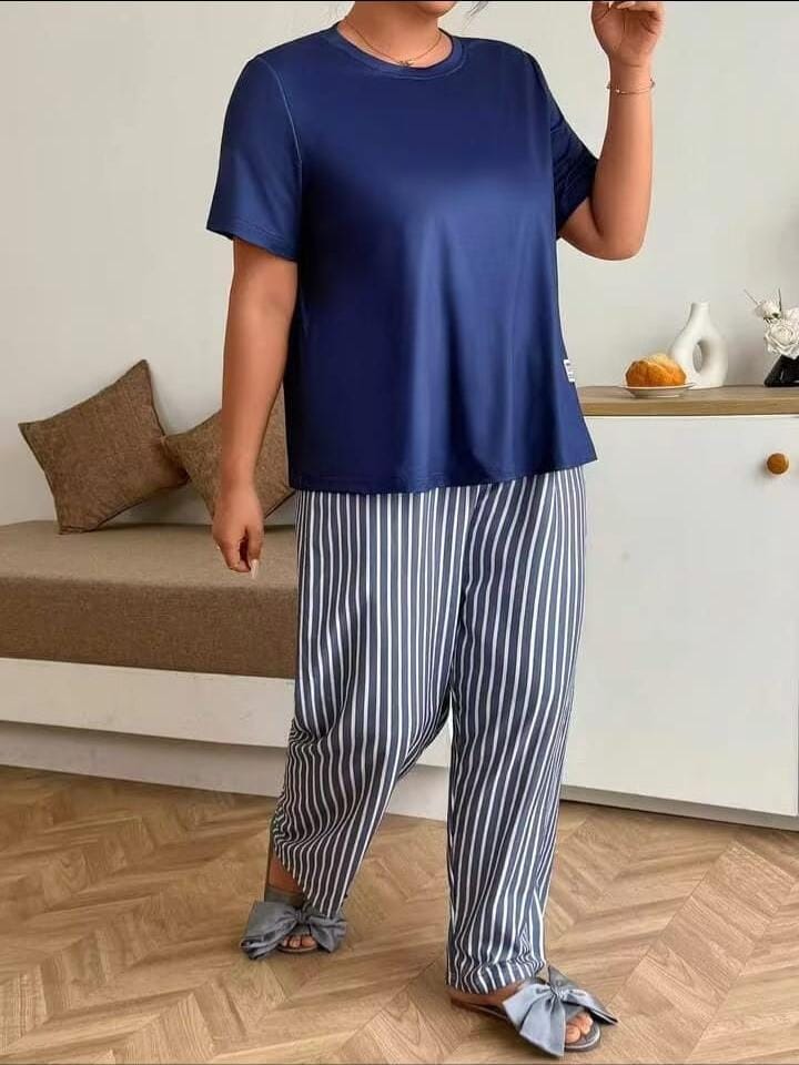 بيجامه كحلي بنطلون مخطط